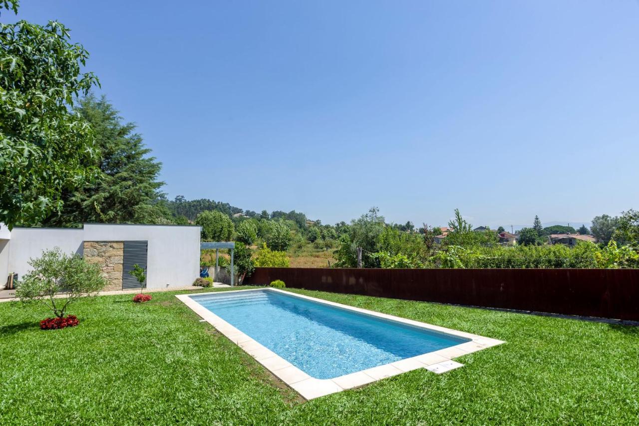 Casa Tarrio - Casa Privada Com 3 Quartos E Piscina *